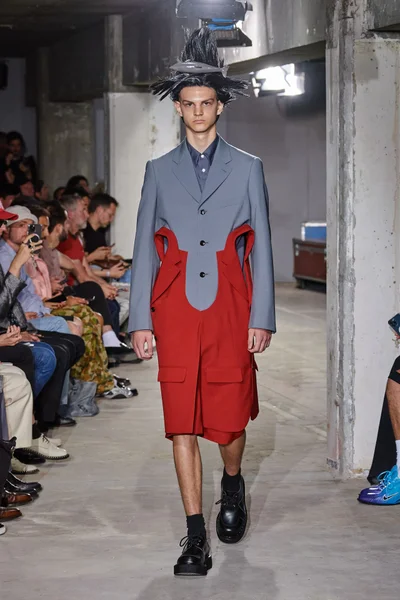 Look 24